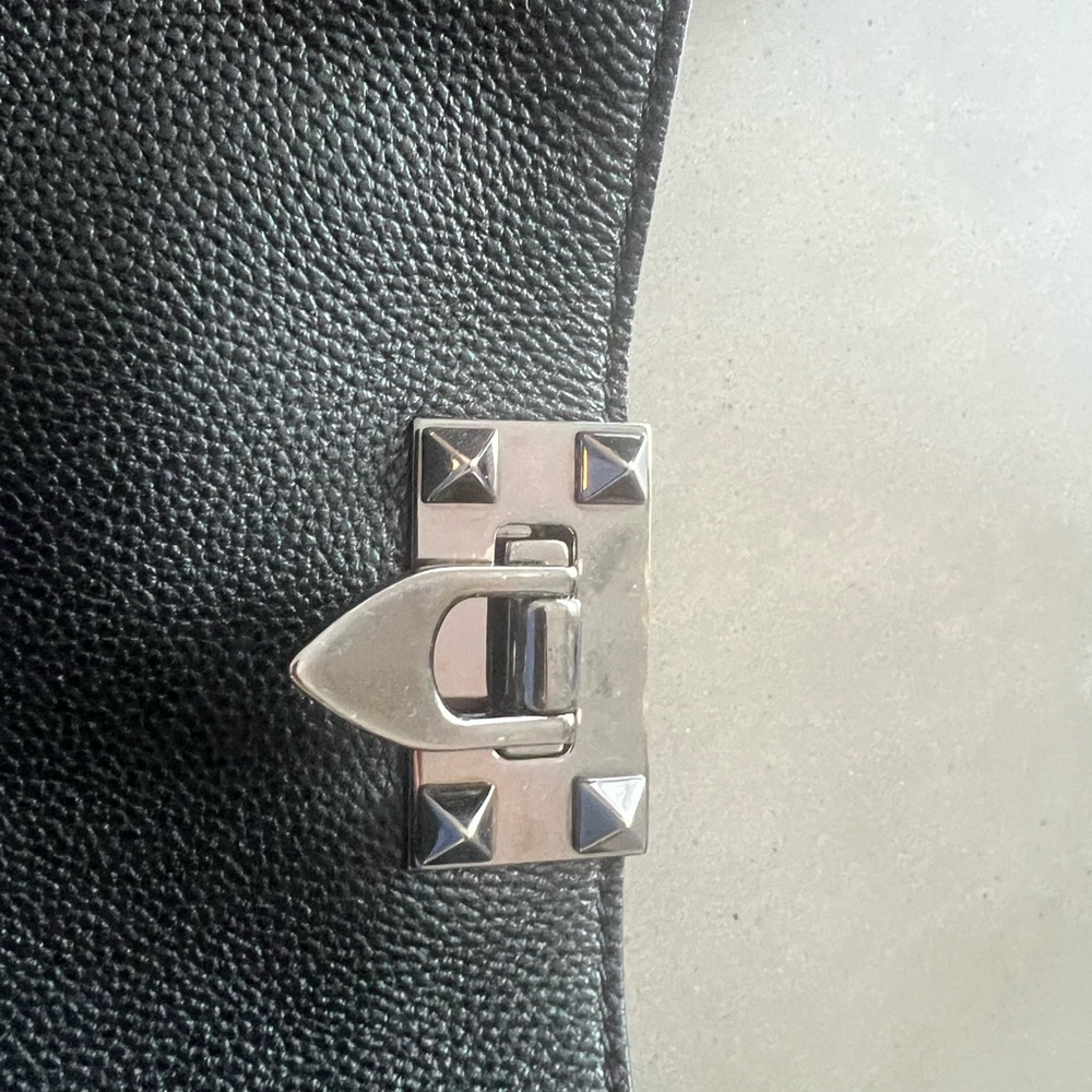 Valentino rockstud crossbody - Picture 3 of 12